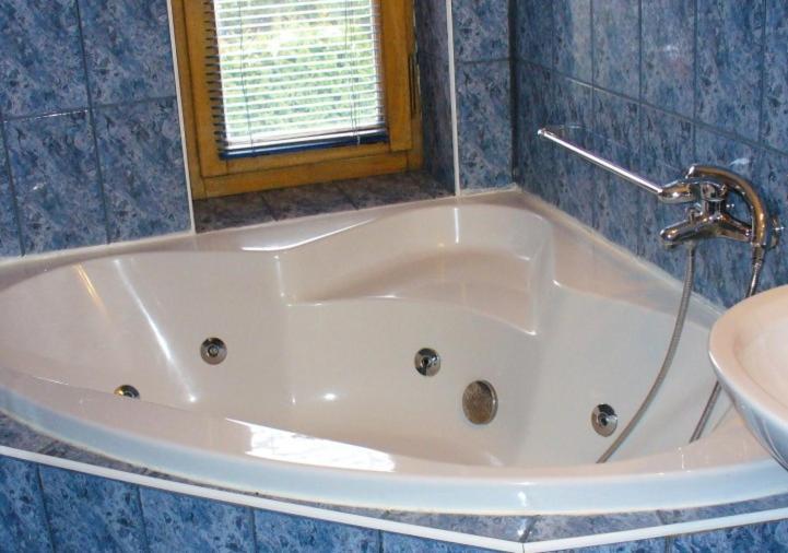 Park Hotel Myslenice Bagian luar foto
